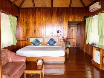 Kradan Beach - 4