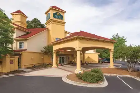 La Quinta by Wyndham University Area Chapel Hill - 18