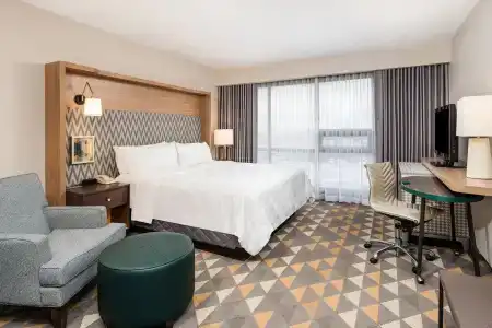 Holiday Inn Airport East, An Ihg - 61
