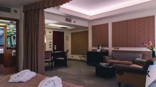 Grand Excelsior's - 198