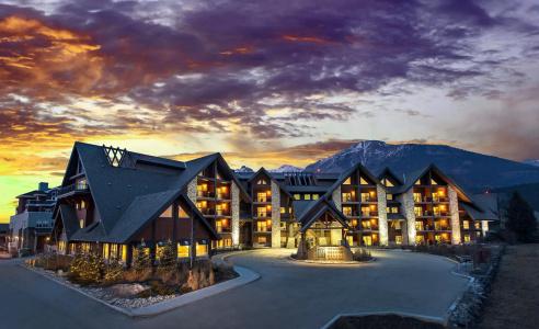 Grande Rockies Resort-Bellstars & Resorts - 10