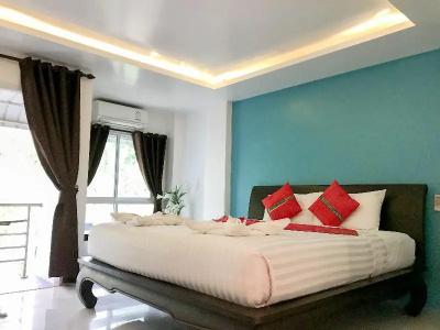 The Great at Patong - 16
