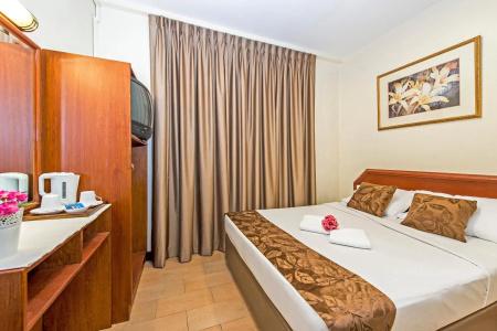 81 Geylang - SG Clean - 17