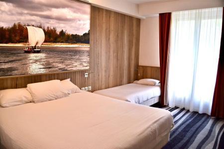Kyriad Tours Centre - 55