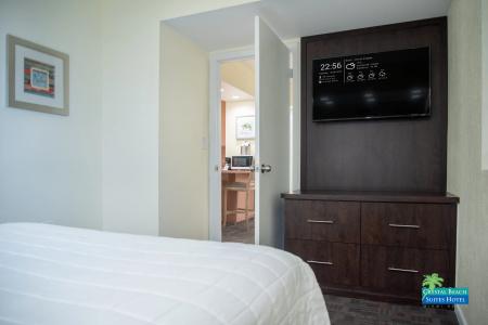 Crystal Beach Suites Oceanfront - 2