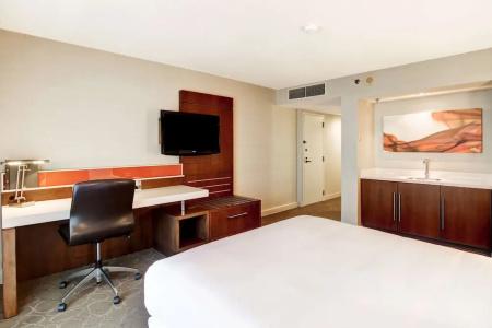 Hilton/Meadowvale - 60