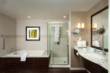 Hilton Garden Inn Seattle Downtown - 57