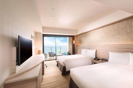 DoubleTree by Hilton Okinawa Chatan Resort - 8