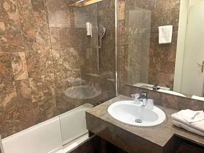 Hôtel des Etats-Unis - 52