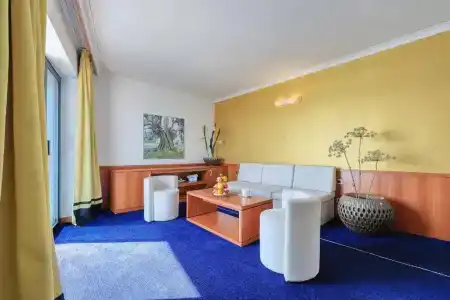 Ilirija - 120