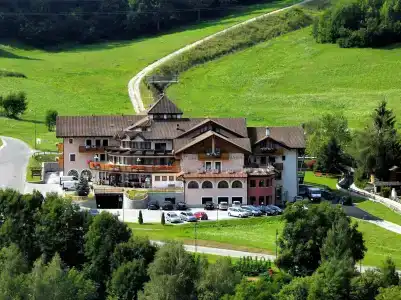 Tevini Dolomites Charming - 32