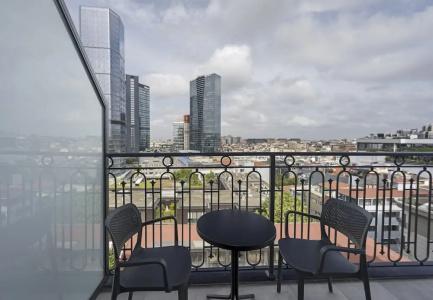 Ramada & Suites by Wyndham Istanbul Sisli - 58