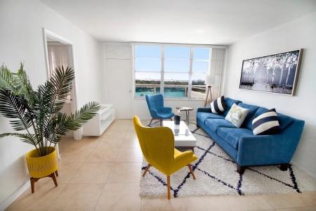 Seacoast Suites on Miami Beach - 10