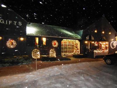 Greenbrier Inn - 0