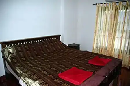 Apple Bungalows - 1