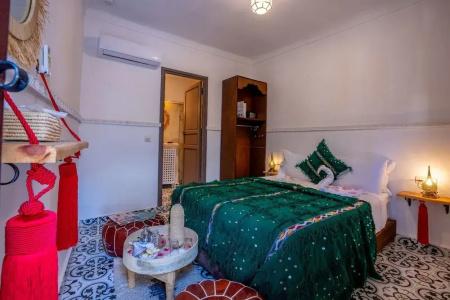 Riad Shaden - 22