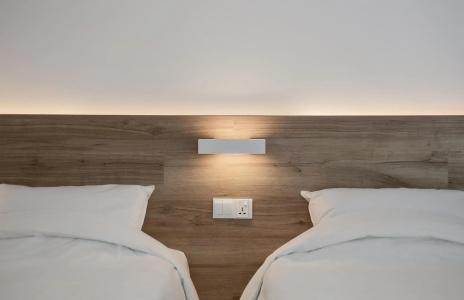 Lloyd's Inn (SG Clean, Staycation Approved) - 15
