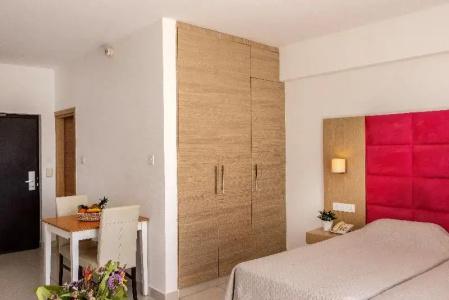 Papantonia Apts - 64