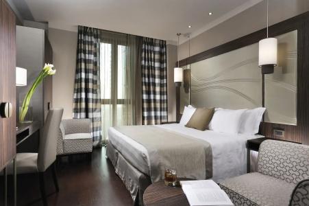Uptown Palace - 10