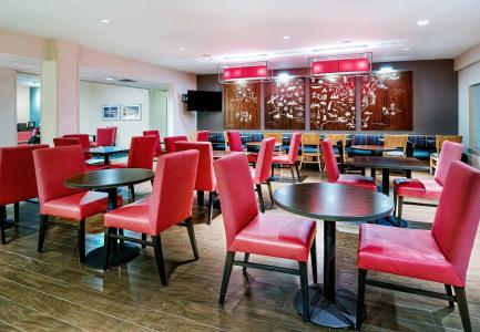 TownePlace Suites by Marriott San Antonio Northwest - 10