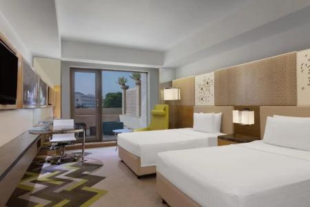 Courtyard by Marriott - 22