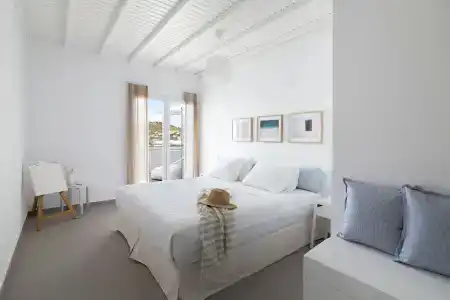 Amperian Mykonos Suites & Villas - 36