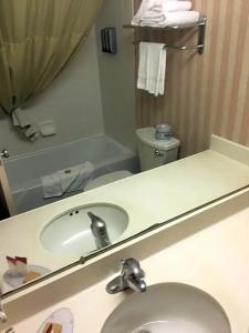 Americas Best Value Inn & Suites-Boise - 28