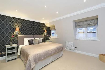Queensgate Court - 72
