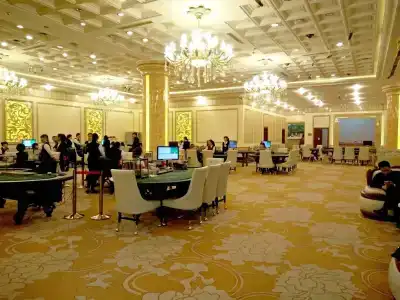 Royal Halong - 18