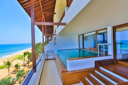 Pandanus Beach Resort & Spa - 13
