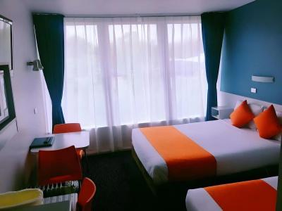 Waterfront Lodge - 27