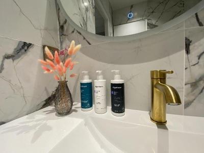 Best Western Plus Le Moderne - 53