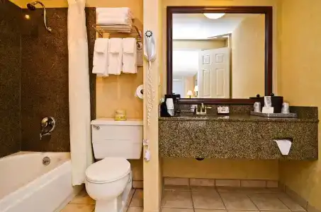 Best Western Pier Point Inn - 38