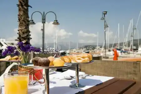 Marina Place Resort - 11