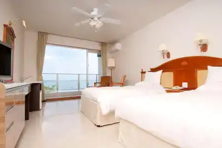 Best Western Okinawa Onna Beach - 7