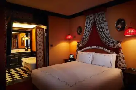 L'Escape - 40