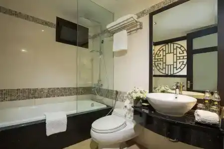 Golden Lotus Boutique - 8