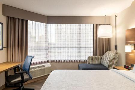 Holiday Inn Express Vancouver-Metrotown (Burnaby) - 30