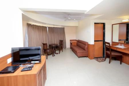 Lucky Goregaon - 22