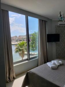 Royal Saranda - 51