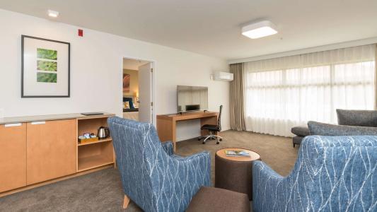 Distinction & Conference Centre - 5