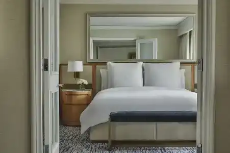 Four Seasons Chicago - 39