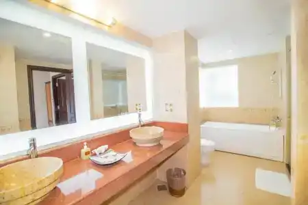 Diamond Bay Resort & Spa - 173