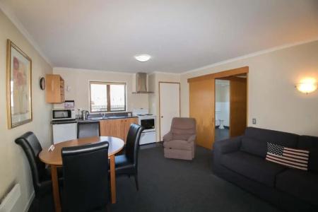 Allan Court - 95