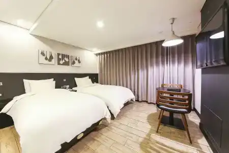 Kobos - 5
