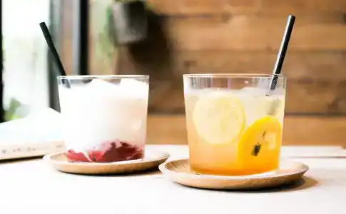 Nui. Hostel & Bar Lounge - 11