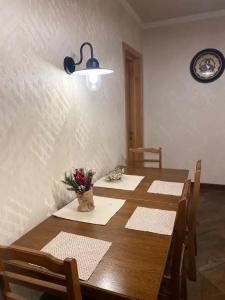 Niniko Shampriani Guest House - 11