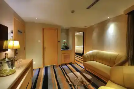 Metropark Mongkok - 71
