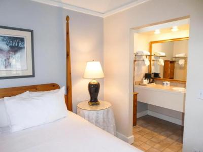 Briarwood Inn - 135
