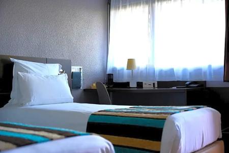 Sure by Best Western Biarritz Aeroport - 51